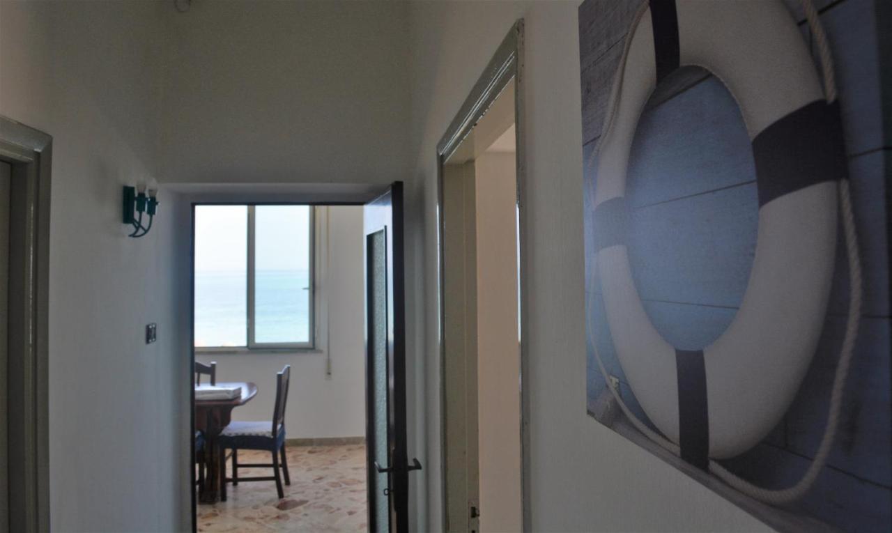Villa Sea Front Carini Esterno foto